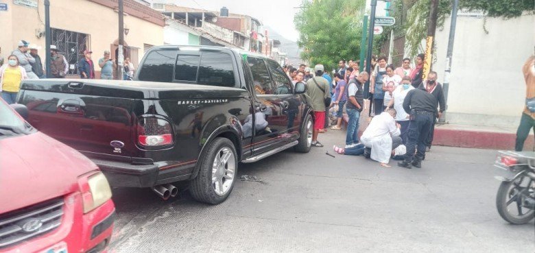 Carro Vs Moto Dos Heridos VillaFlores MX Primer Portal