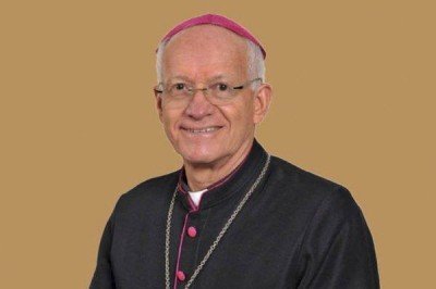 Critica el Obispo de SCLC falta de sensibilidad política de funcionarios estatales