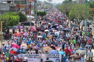 Letras Desnudas /* CNTE: La estupidez y el embuste