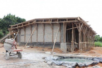 Avanza construcción de aulas en Telebachillerato del  ejido 24 de Diciembre