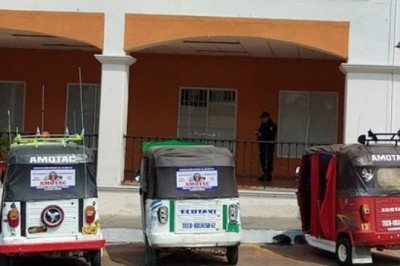 Retienen  mototaxis de la AMOTAC en Villacorzo